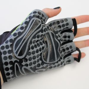 12-zubehoer-weiteres-zubehoer-handschuhe.jpg