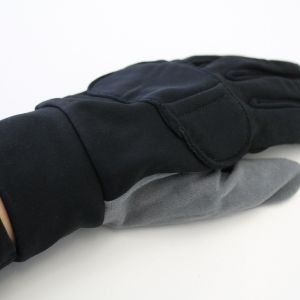 06-zubehoer-weiteres-zubehoer-handschuhe.jpg