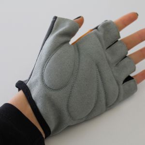 13-zubehoer-weiteres-zubehoer-handschuhe.jpg